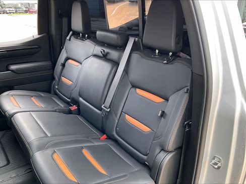 Used 2022 GMC Sierra 1500 AT4 w/ AT4 Premium Package AWD/4WD image 21