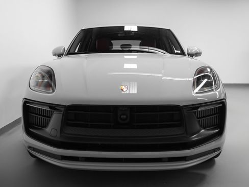 Certified 2023 Porsche Macan GTS AWD/4WD image 8