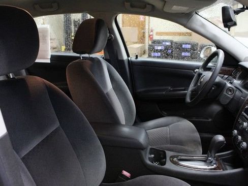 Used 2016 Chevrolet Impala Limited LS FWD image 10