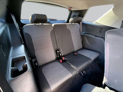 Used 2019 Chevrolet Traverse LS w/ LPO, Blackout Package FWD image 30