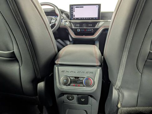 Certified 2025 Ford Explorer ST RWD image 14