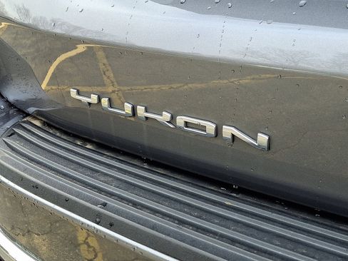 Used 2021 GMC Yukon XL SLT w/ SLT Luxury Plus Package image 31