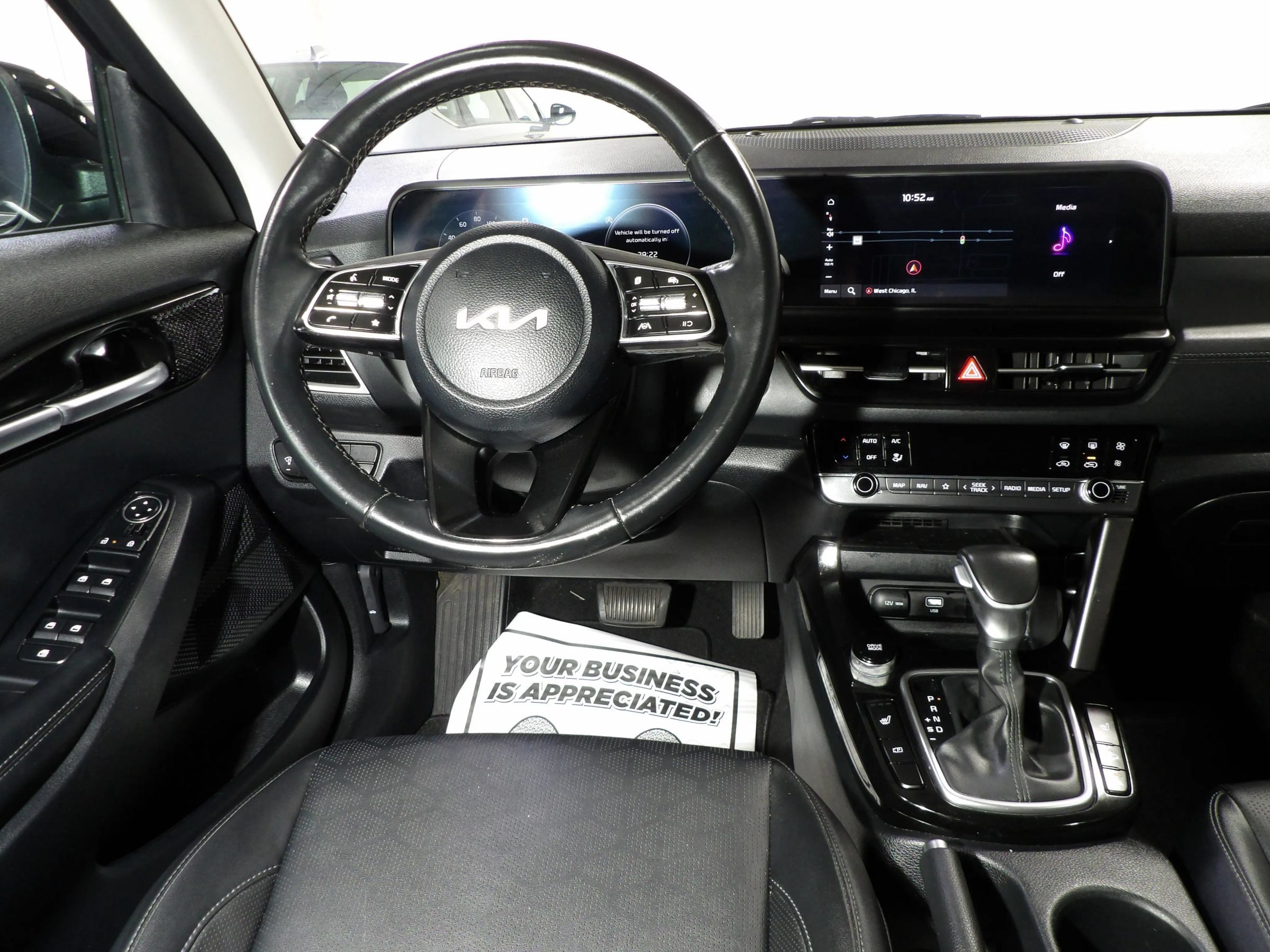 Used 2025 Kia Seltos EX w/ EX Sunroof Package FWD image 11