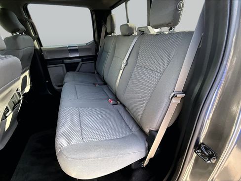 Used 2016 Ford F150 XLT w/ Equipment Group 302A Luxury AWD/4WD image 21