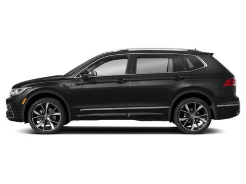 Used 2024 Volkswagen Tiguan SEL R-Line AWD/4WD image 3