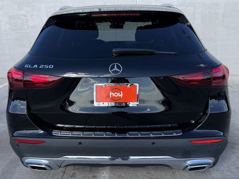 Used 2025 Mercedes-Benz GLA 250 GLA 250 image 4