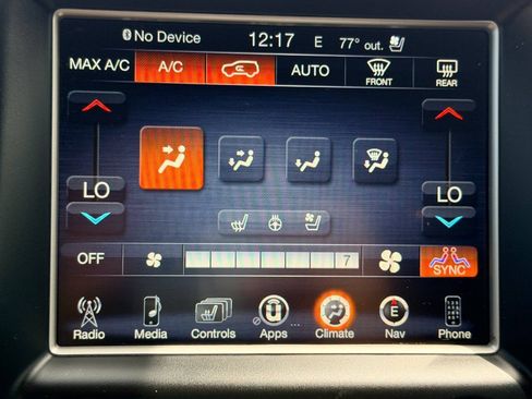 Used 2016 Jeep Grand Cherokee High Altitude AWD/4WD image 39