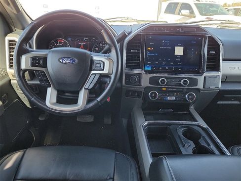 Used 2022 Ford F250 Lariat w/ Lariat Value Package image 17