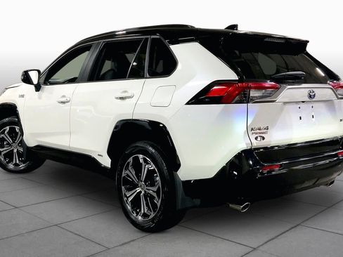 Used 2021 Toyota RAV4 XSE w/ Weather Package AWD/4WD image 12