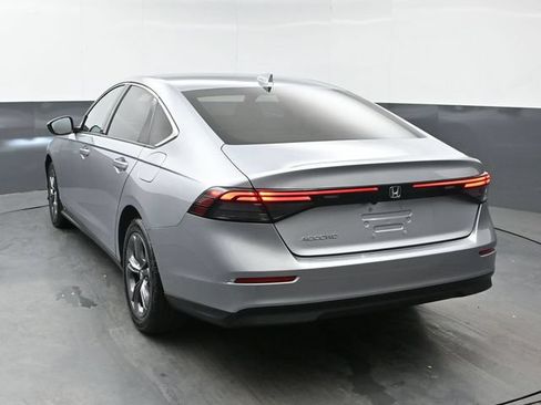 Used 2023 Honda Accord EX image 3