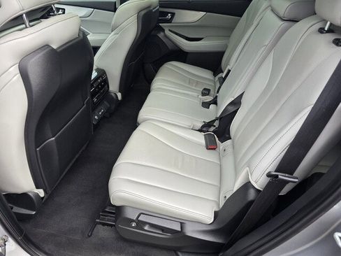 Used 2023 Acura MDX FWD w/ Technology Package image 16