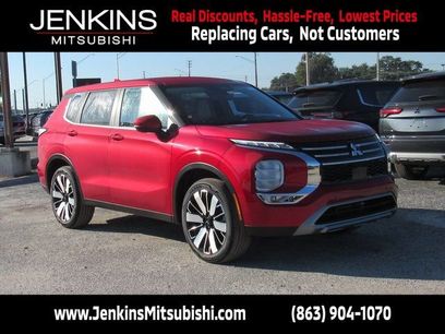 New 2025 Mitsubishi Outlander SE