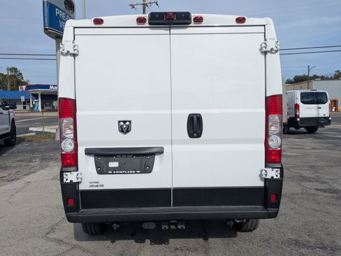 Used 2021 RAM ProMaster 2500 image 5