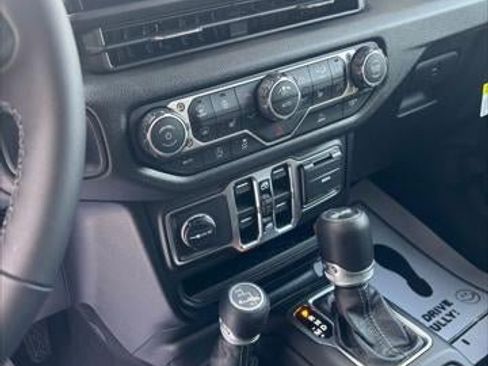 New 2026 Jeep Wrangler Unlimited Sport image 36