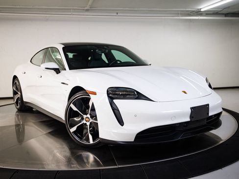 Certified 2024 Porsche Taycan RWD image 9