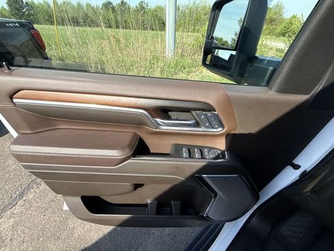 Certified 2024 GMC Sierra 2500 Denali AWD/4WD image 29