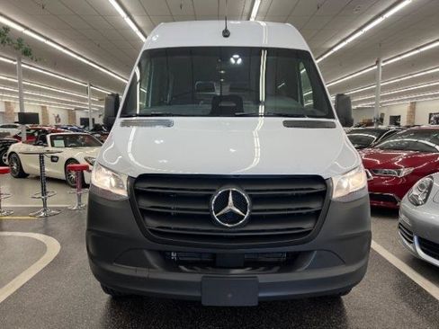 Used 2026 Mercedes-Benz Sprinter 2500 image 3