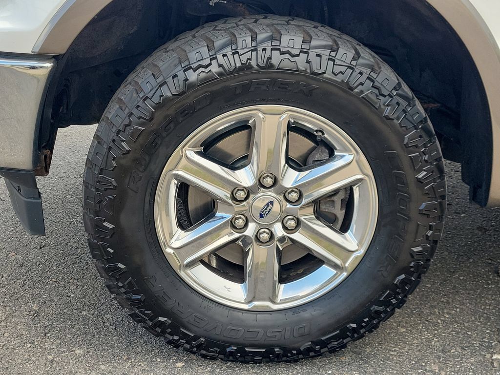 Used 2019 Ford F150 Lariat AWD/4WD image 24