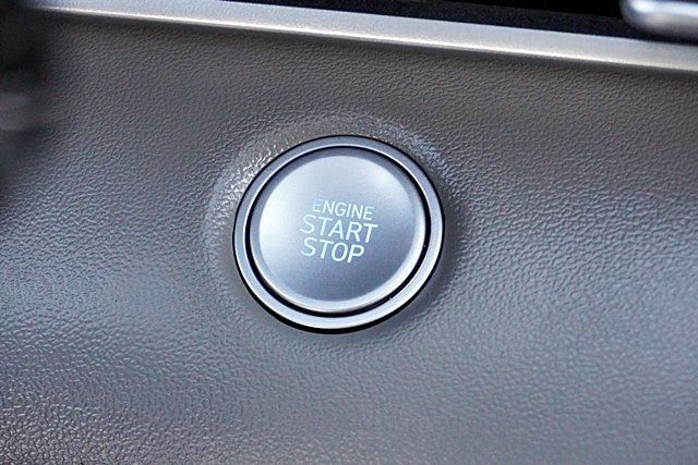 Certified 2026 Hyundai Elantra Sport FWD image 40