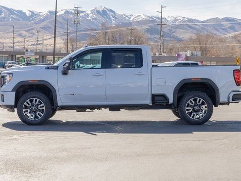 Used 2022 GMC Sierra 3500 AT4 w/ AT4 Premium Plus Package image 3