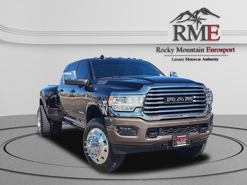 Used 2024 RAM 3500 Limited w/ Towing Technology Group image 1