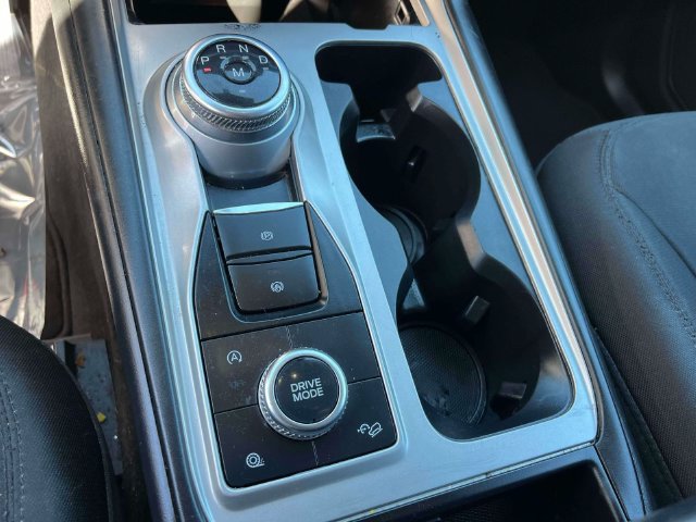 Used 2021 Ford Explorer XLT w/ Class III Trailer Tow Package AWD/4WD image 36