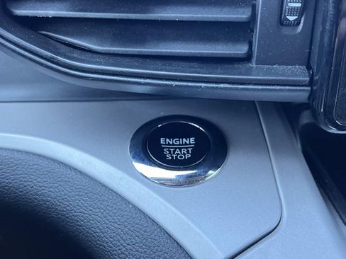 Certified 2024 Ford Explorer XLT AWD/4WD image 28