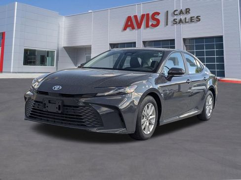 Used 2025 Toyota Camry LE FWD image 1