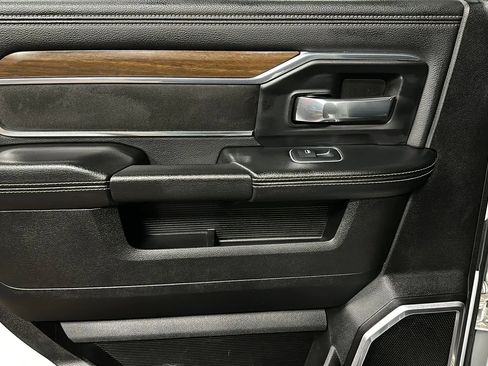 Used 2022 RAM 2500 Laramie image 12