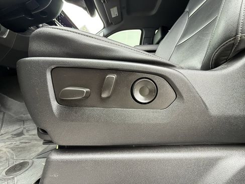 Used 2024 Chevrolet Silverado 2500 LTZ image 27