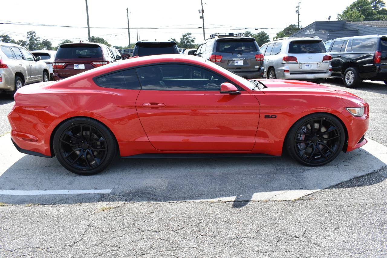 Used 2016 Ford Mustang GT Premium w/ GT Performance Package RWD image 5