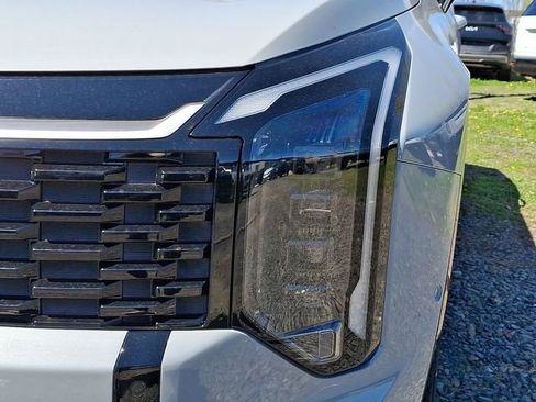 New 2026 Kia Sportage SX FWD image 4