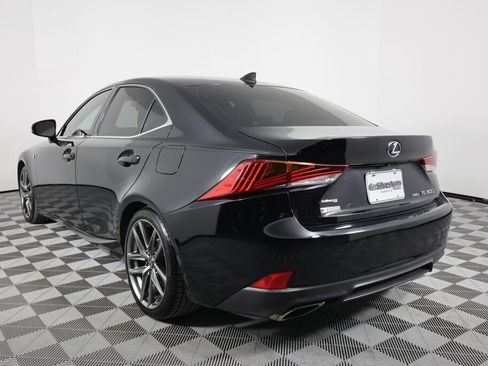 Used 2019 Lexus IS 300 AWD image 4