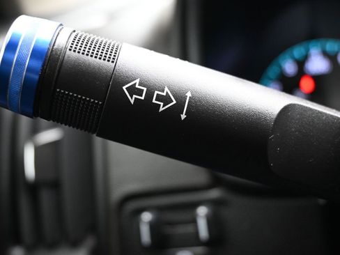 Used 2022 GMC Canyon Elevation w/ Trailering Package image 26