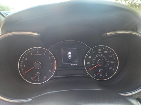 Used 2017 Kia Forte S FWD image 6