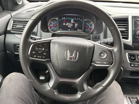 Used 2019 Honda Passport Sport image 10