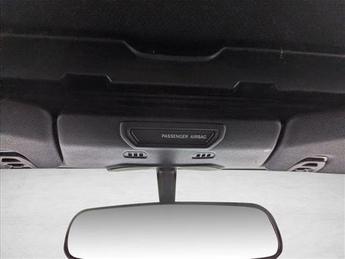 Used 2018 Jeep Wrangler Unlimited Sahara image 19