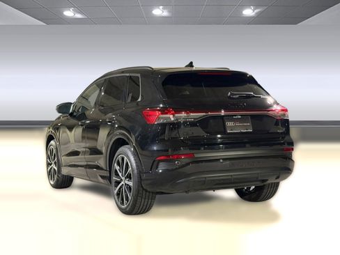Used 2022 Audi Q4 e-tron Prestige AWD/4WD image 3