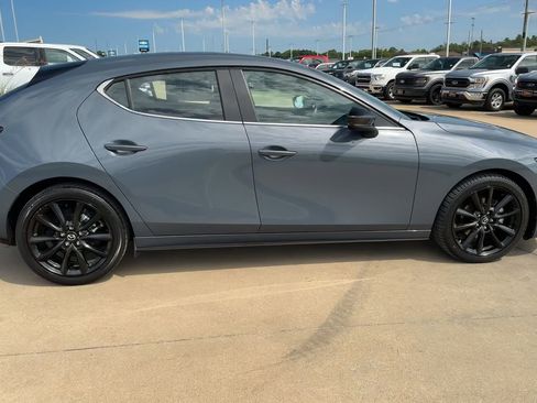 Used 2024 MAZDA MAZDA3 s image 9