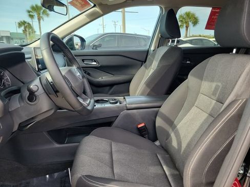 Used 2025 Nissan Rogue SV AWD/4WD image 27