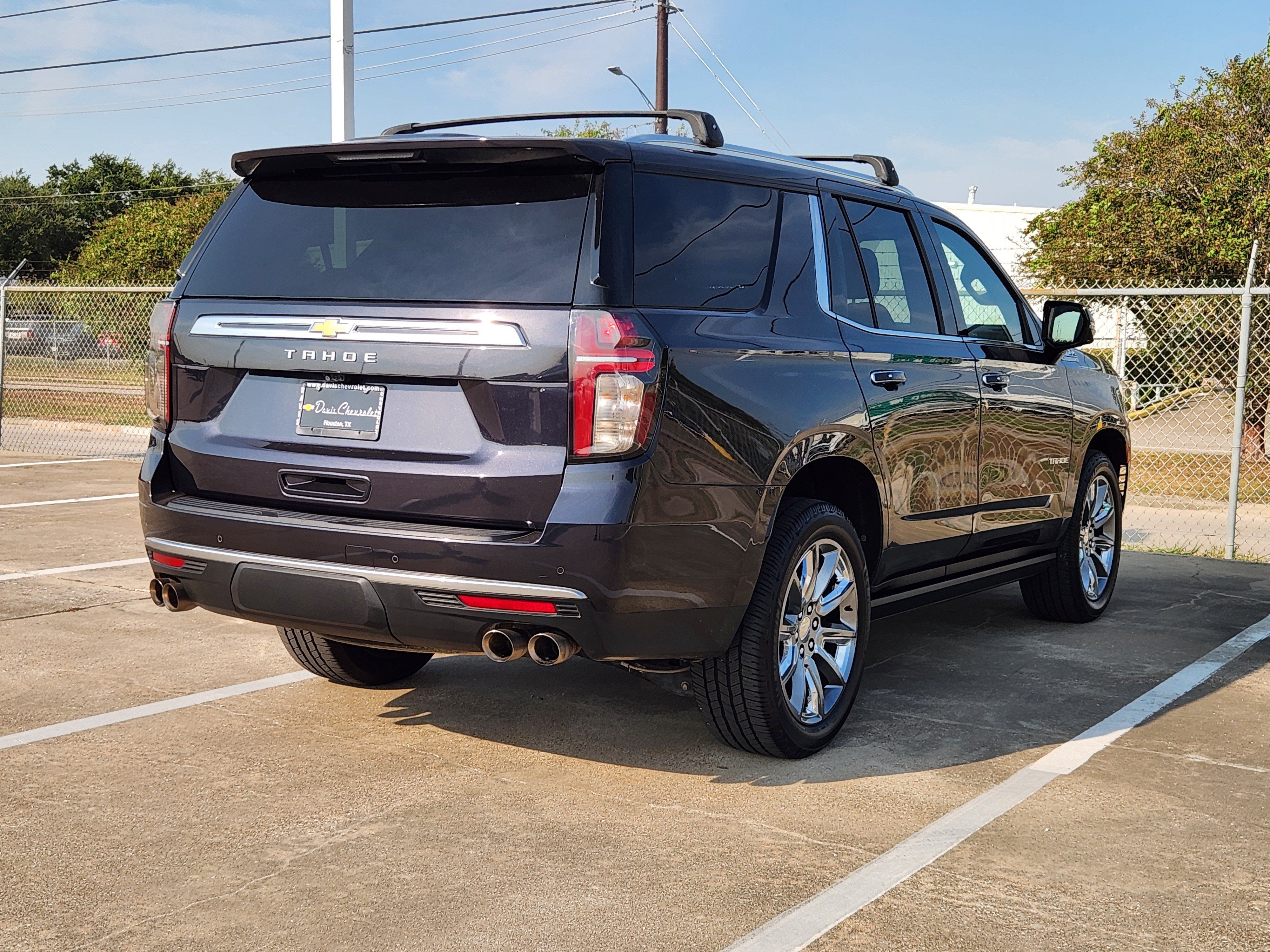 Used 2022 Chevrolet Tahoe High Country AWD/4WD image 6