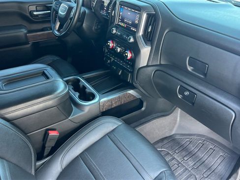 Used 2020 GMC Sierra 3500 Denali w/ Denali Ultimate Package image 13