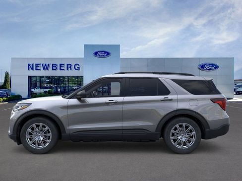 New 2026 Ford Explorer Active image 5