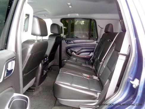 Used 2017 GMC Yukon SLT image 23