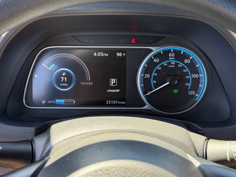 Certified 2024 Nissan Leaf S FWD image 15
