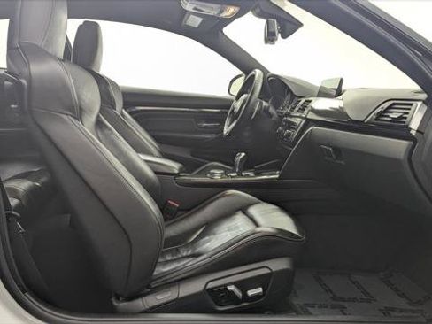 Used 2016 BMW M4 Coupe image 19
