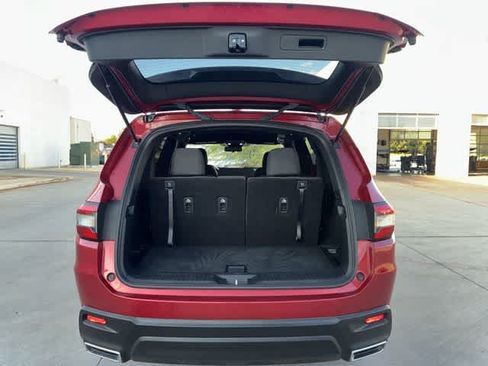 Used 2023 Honda Pilot Sport image 35