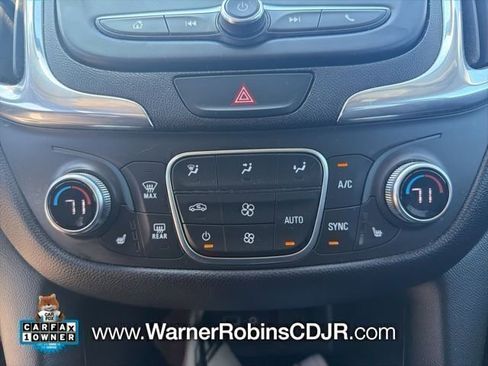 Used 2019 Chevrolet Equinox LT FWD image 18