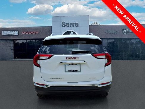 Used 2022 GMC Terrain SLT w/ Tech Package AWD/4WD image 5