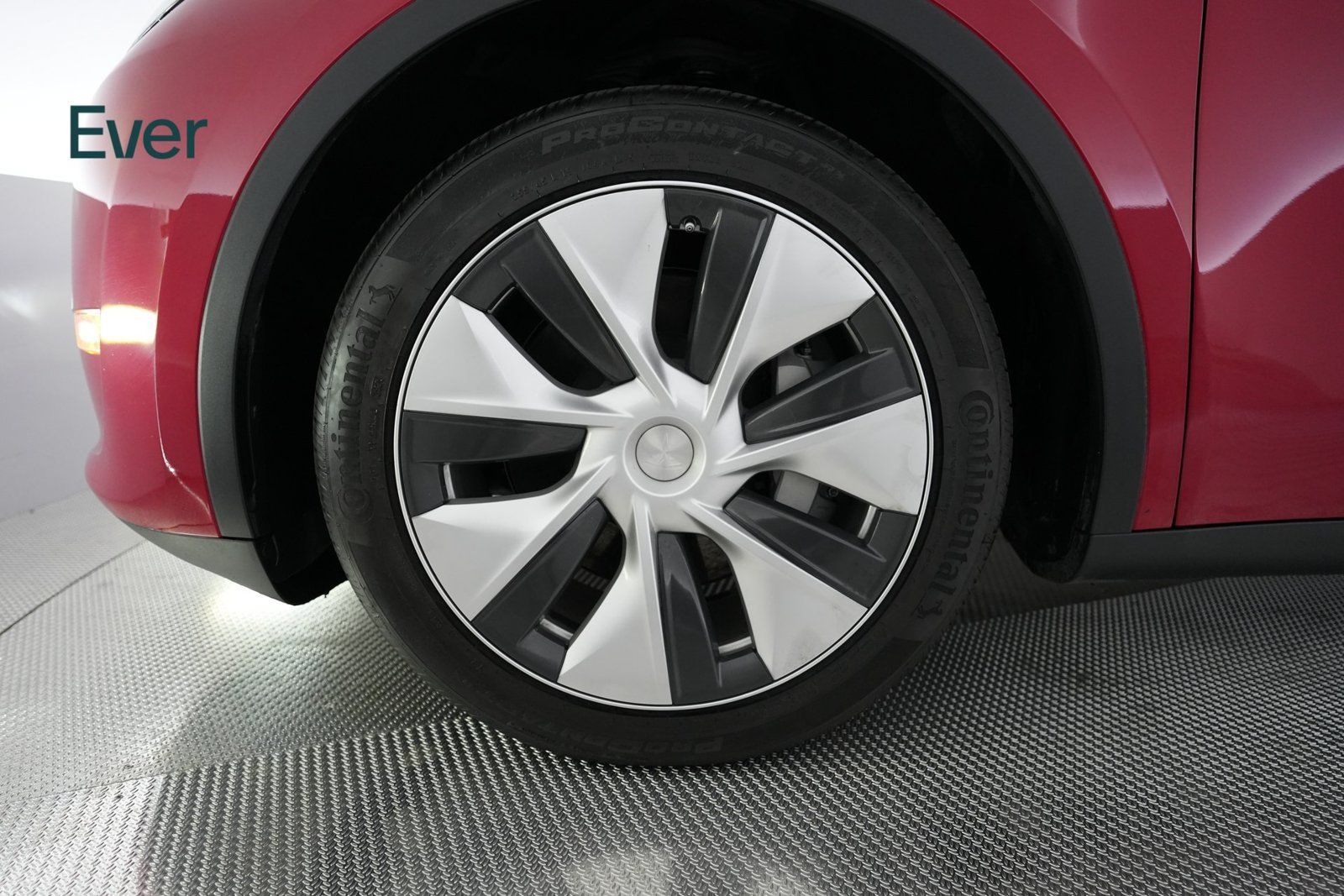 Used 2023 Tesla Model Y Long Range AWD/4WD image 19
